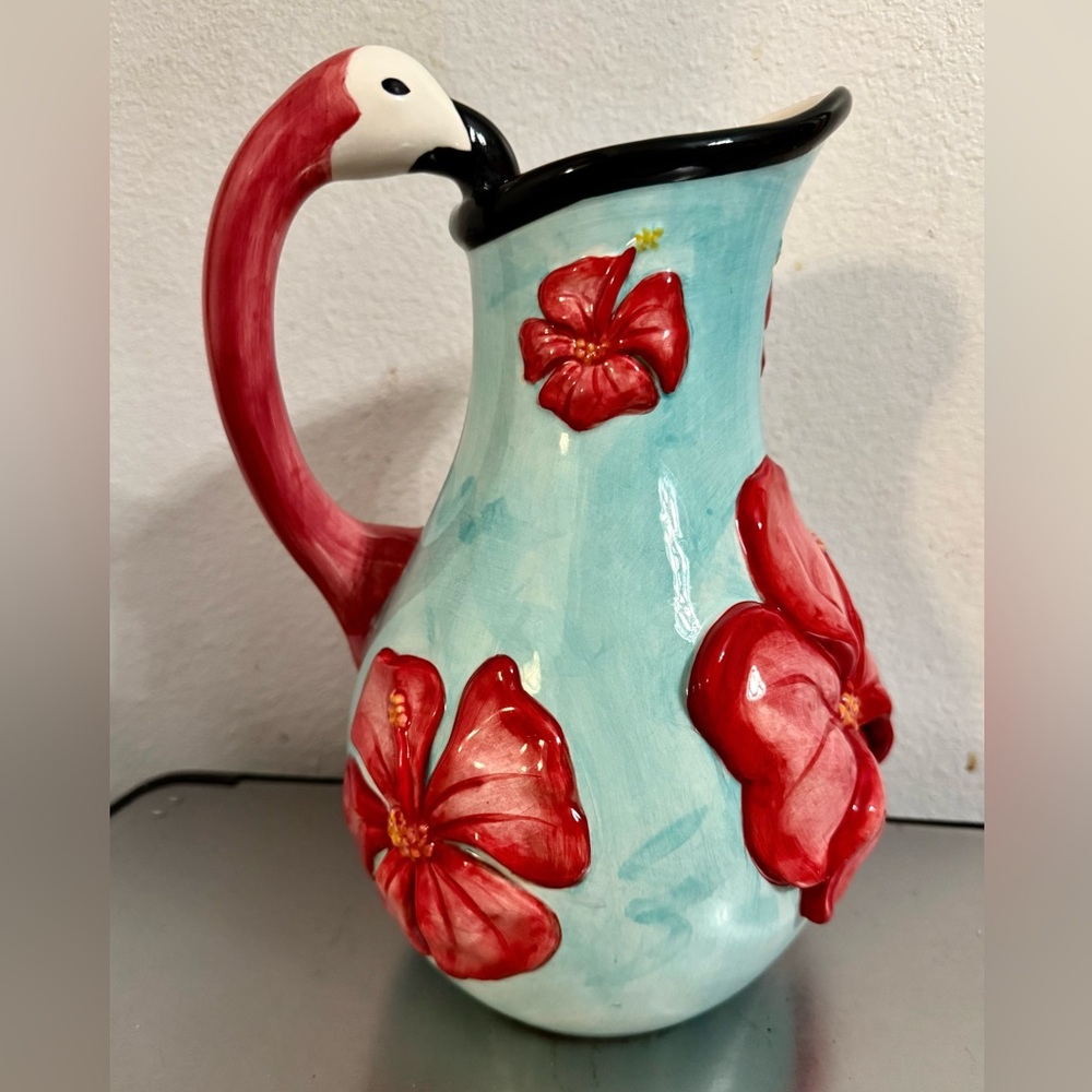 Thompson flamingo Serveware Pitcher used in mint condition. 2006 vintage item